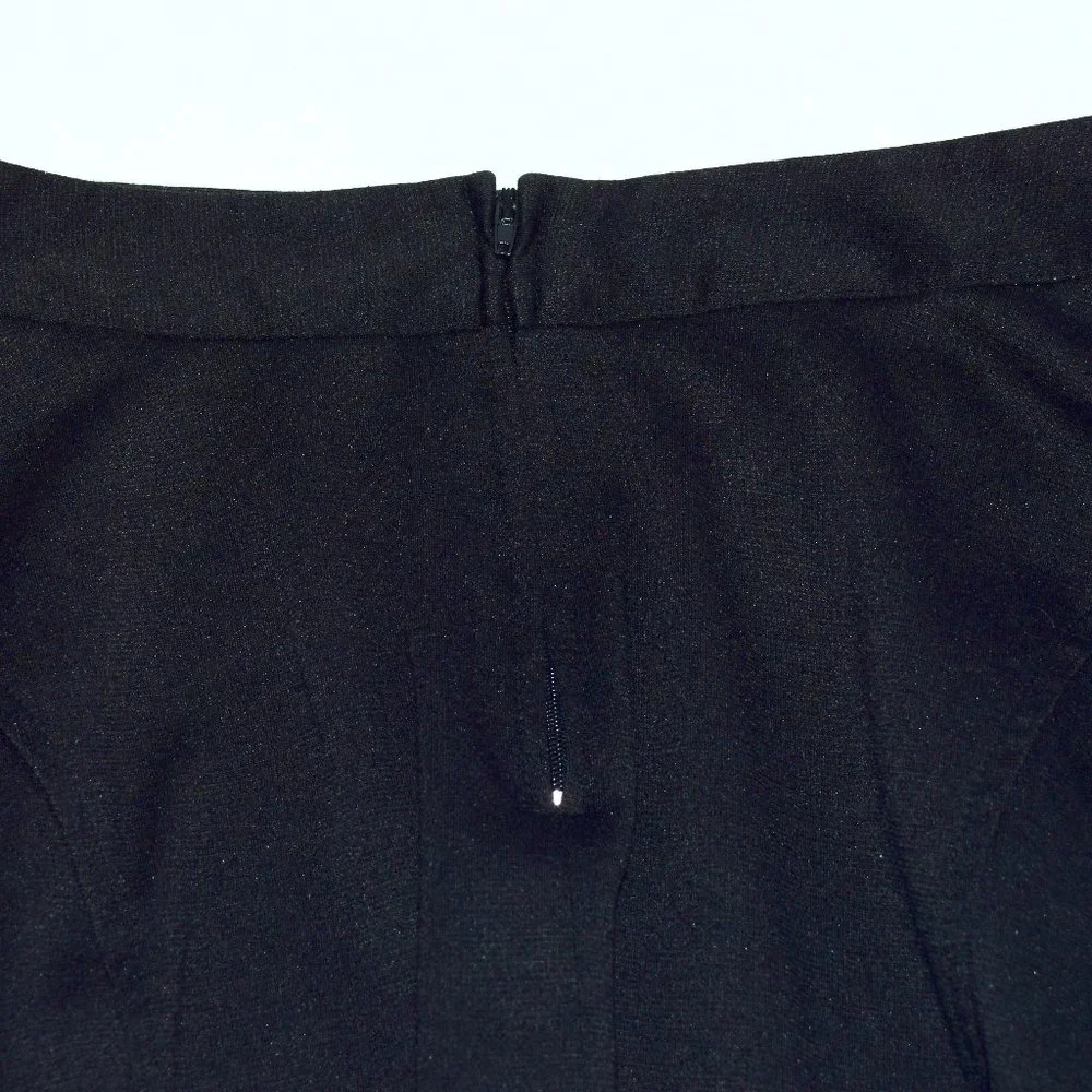 Ally B Black Skirt with Pockets and Back Zipper - Size Large (14)